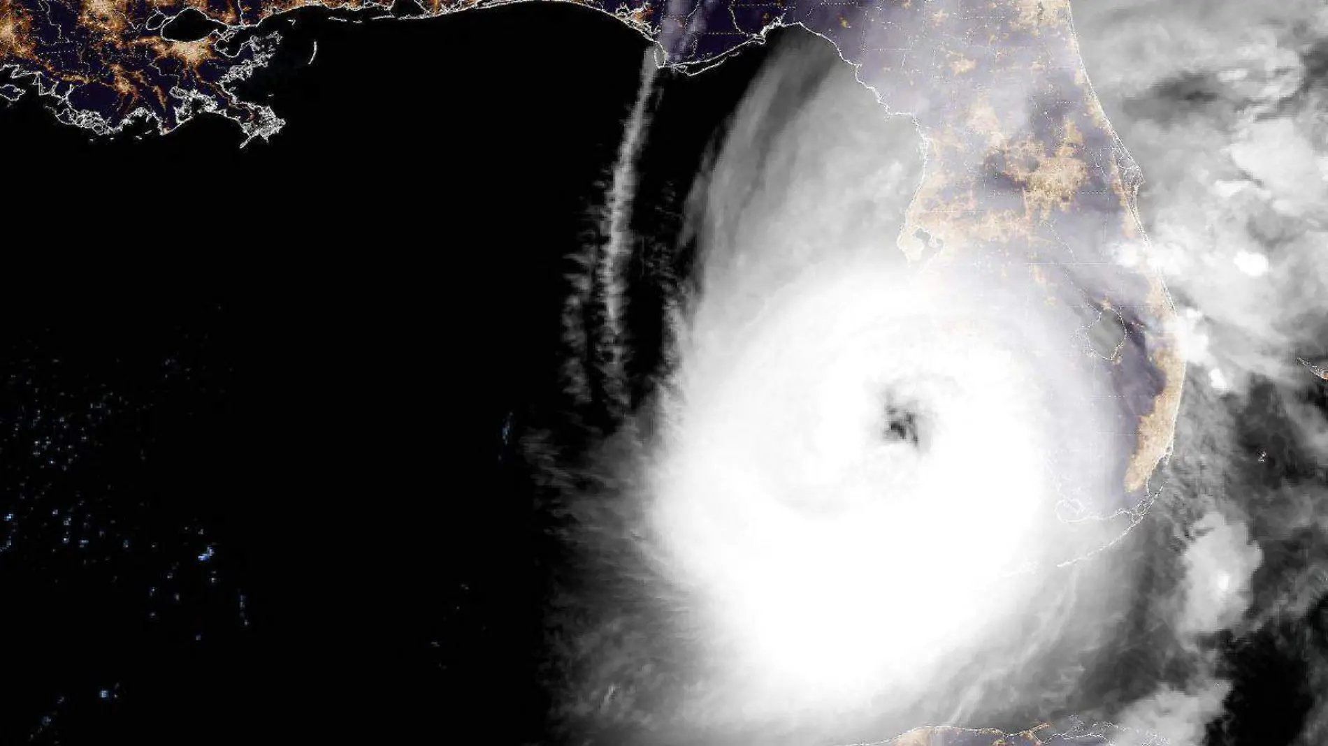 Huracán Ian se fortalece a categoría 4 mientras se acerca a Florida